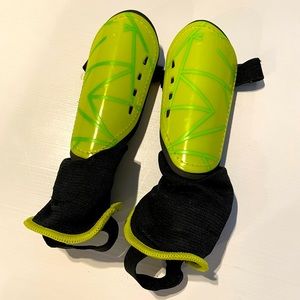 Boys DSG Soccer Shin Guards Small